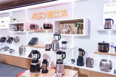 愛(ài)仕達(dá)雙獎(jiǎng)閃耀2019中國(guó)家電營(yíng)銷(xiāo)年會(huì) 堅(jiān)如磐石與卓越品質(zhì)共鑄信賴